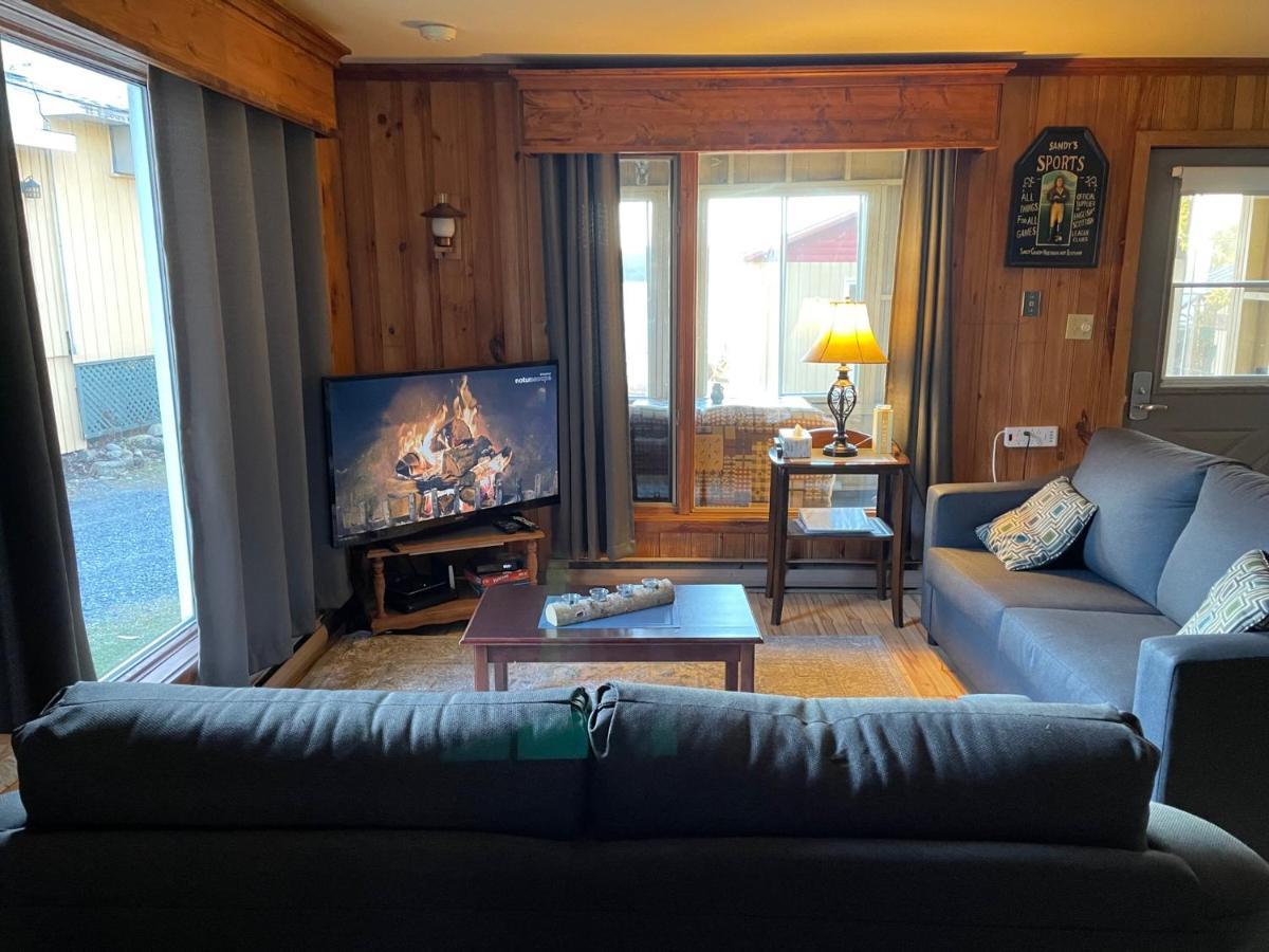 Auberge Et Chalets Sur Le Lac Lac-Mégantic Exterior foto