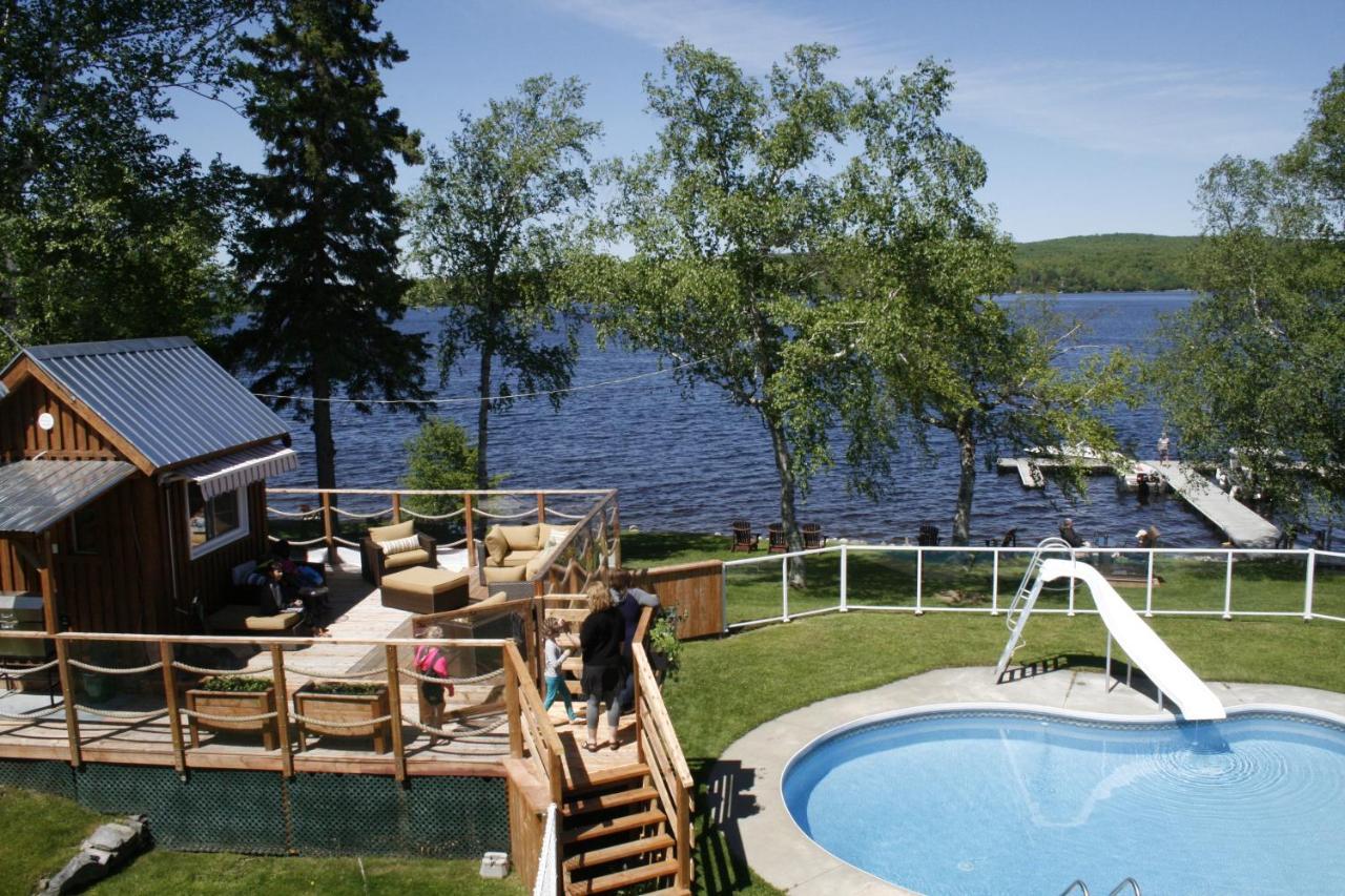 Auberge Et Chalets Sur Le Lac Lac-Mégantic Exterior foto